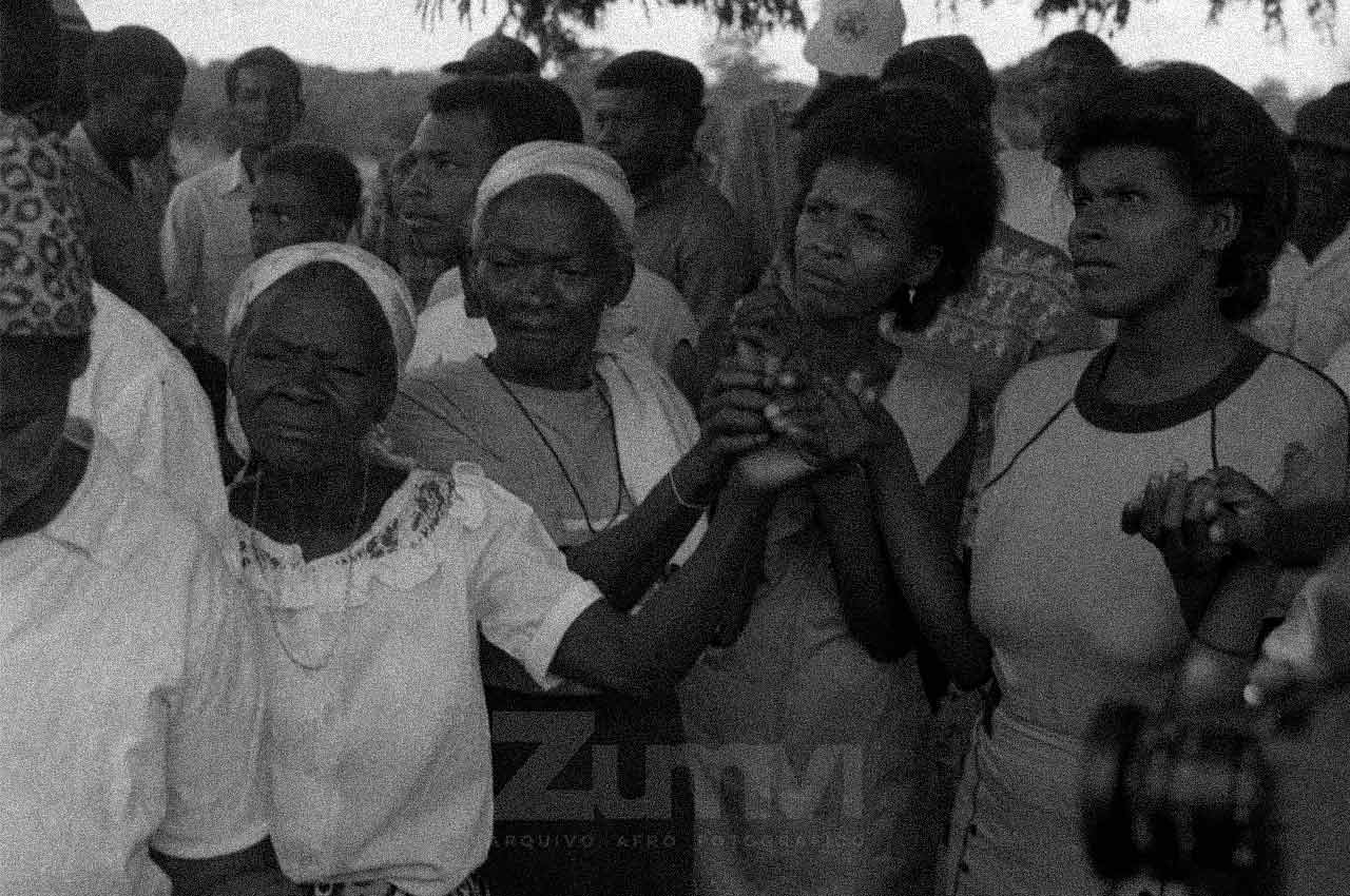 03-afro-fotografia-centenario-do-lider-quilobola-chico-thome-comunidade-rio-das-ras-bom-jesus-da-lapa-foto lazaro-roberto-ano-1994